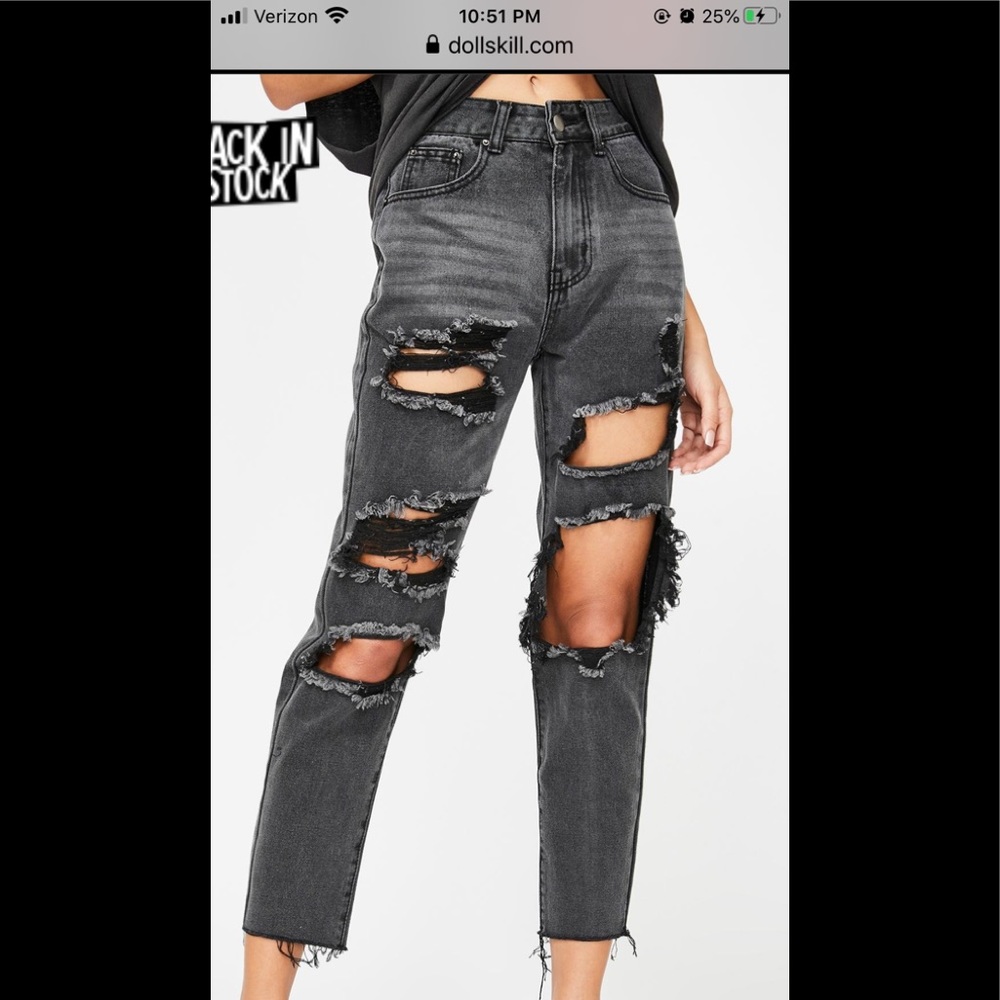 TORI black stone washed- distressed mom jeans